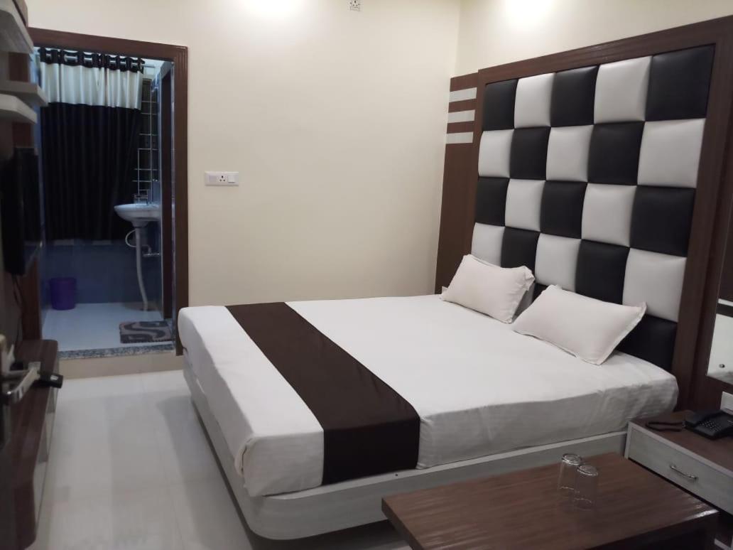 Hotel R K Residency Muzaffarpur Exterior foto